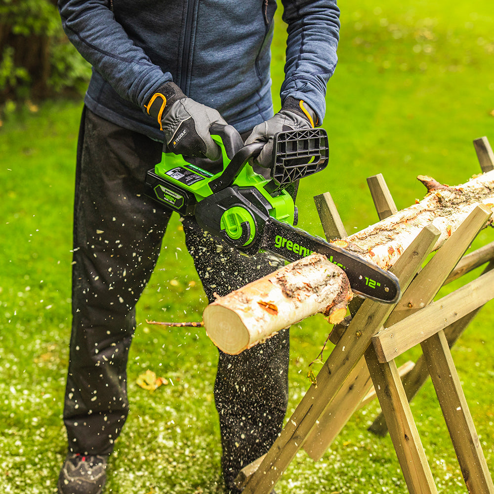 24V Chainsaw 30cm - 2Ah Battery