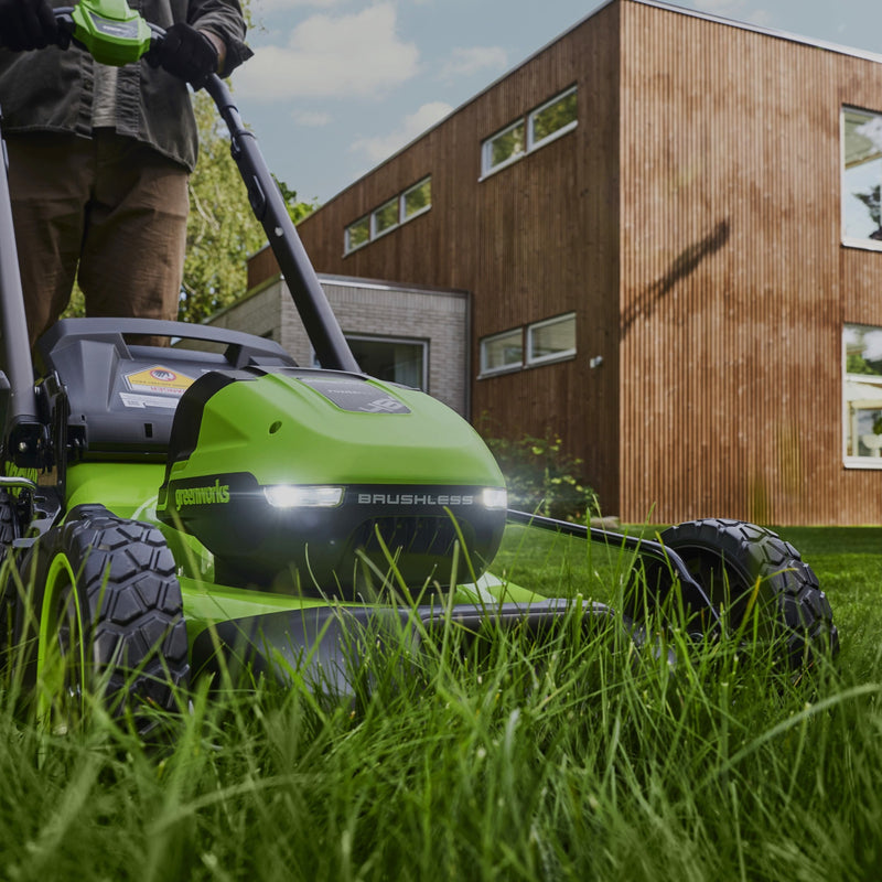 Cutting-edge technology meets effortless handling.